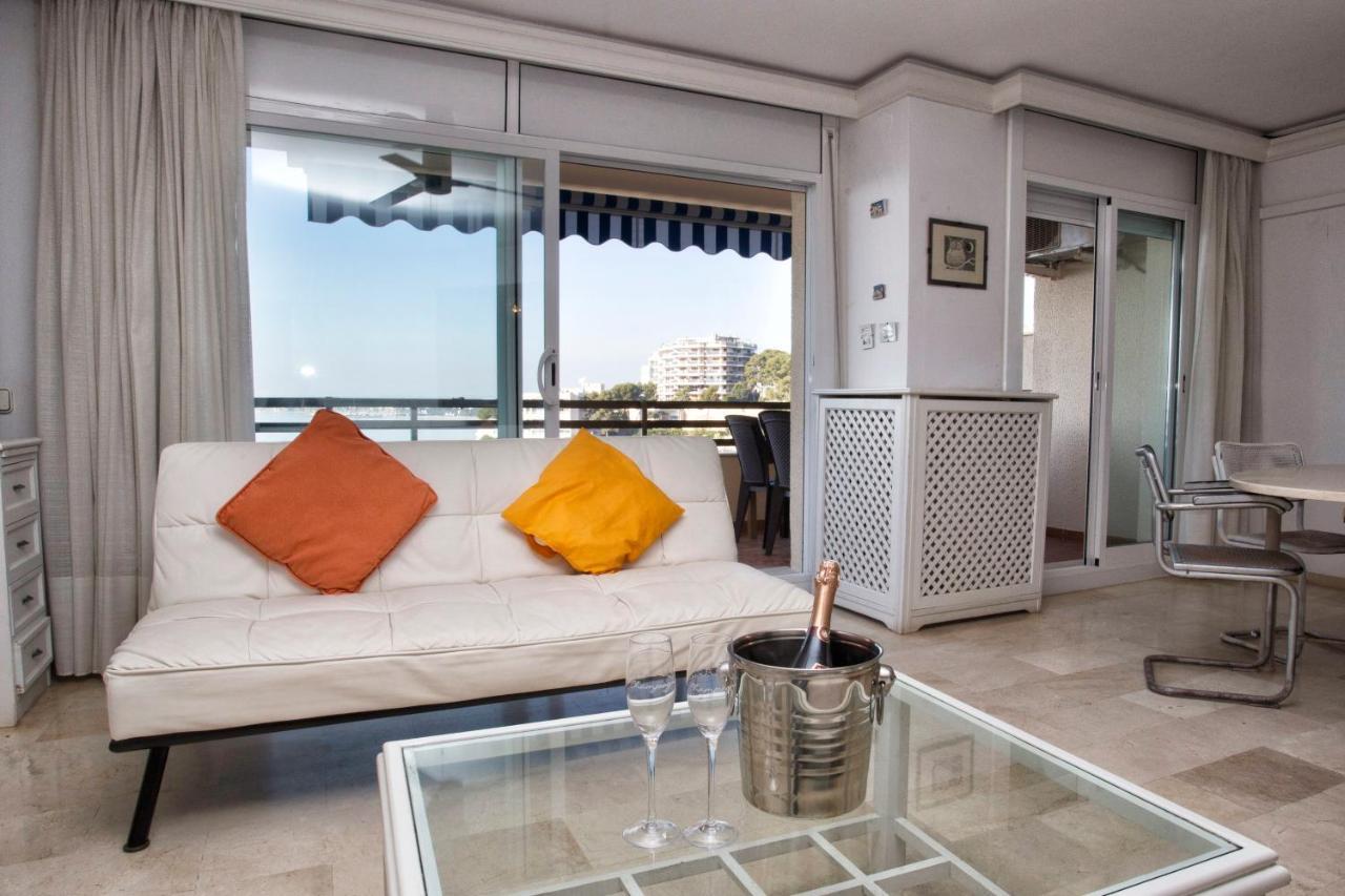 Capellans Vista Mar Apartamentos Салоу Екстер'єр фото