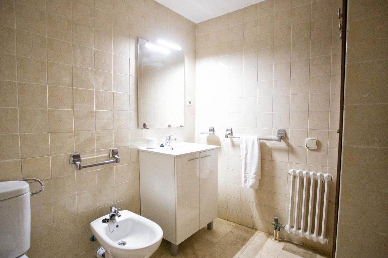 Capellans Vista Mar Apartamentos Салоу Екстер'єр фото